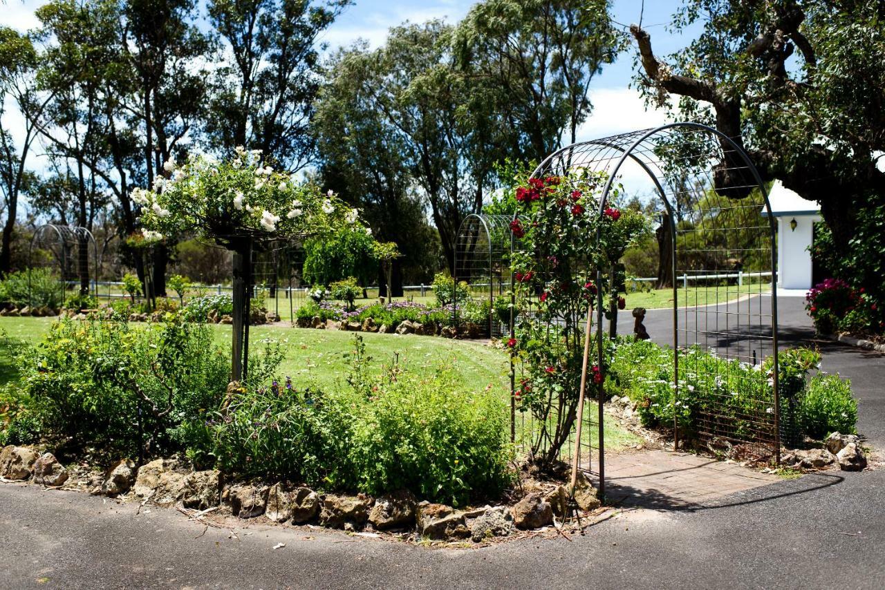 Fairlawn Estate Guest House Busselton Exterior photo